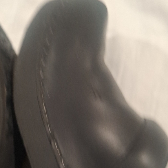 Dansko Wome's Black Slip-On Slippers Size 36 - Picture 7 of 10